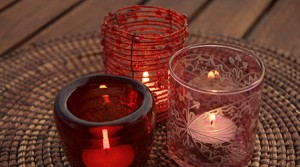 Romantische Beleuchtung auf dem Balkon