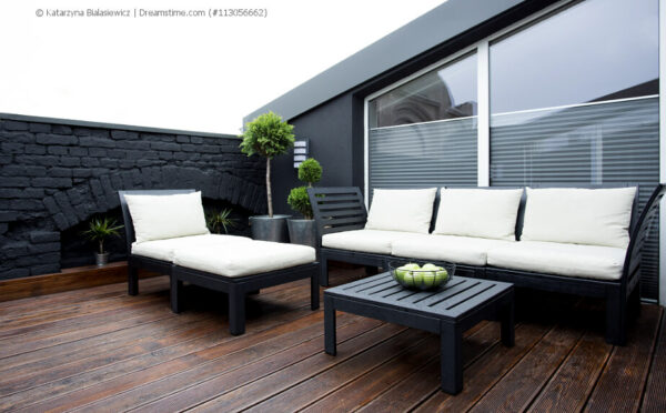 Pause auf dem Balkon: Gartenmöbel überwintern